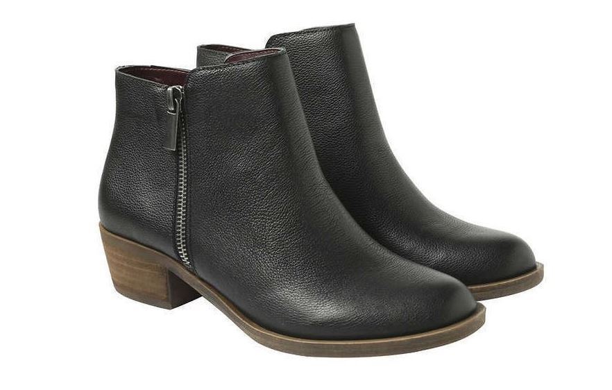 born short black boots
